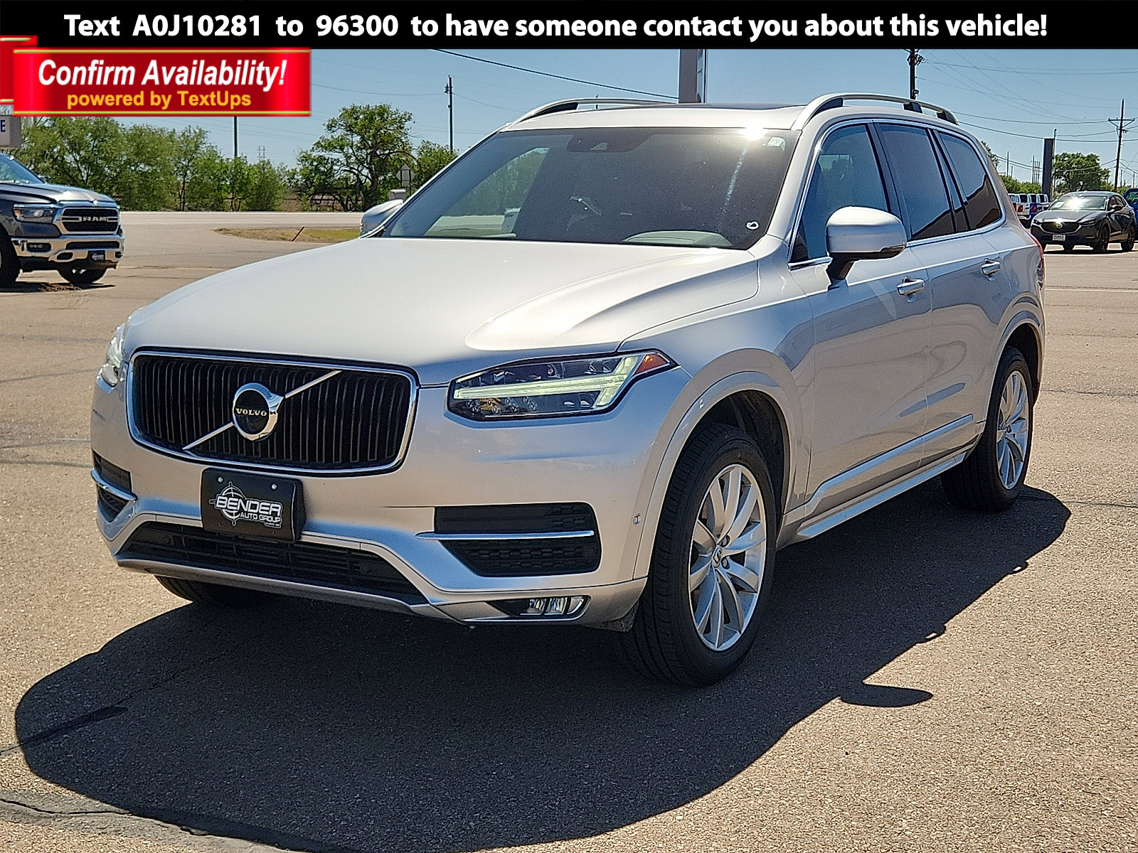Used 2018 Volvo XC90 T5 Momentum w/ Convenience Package FWD image 1