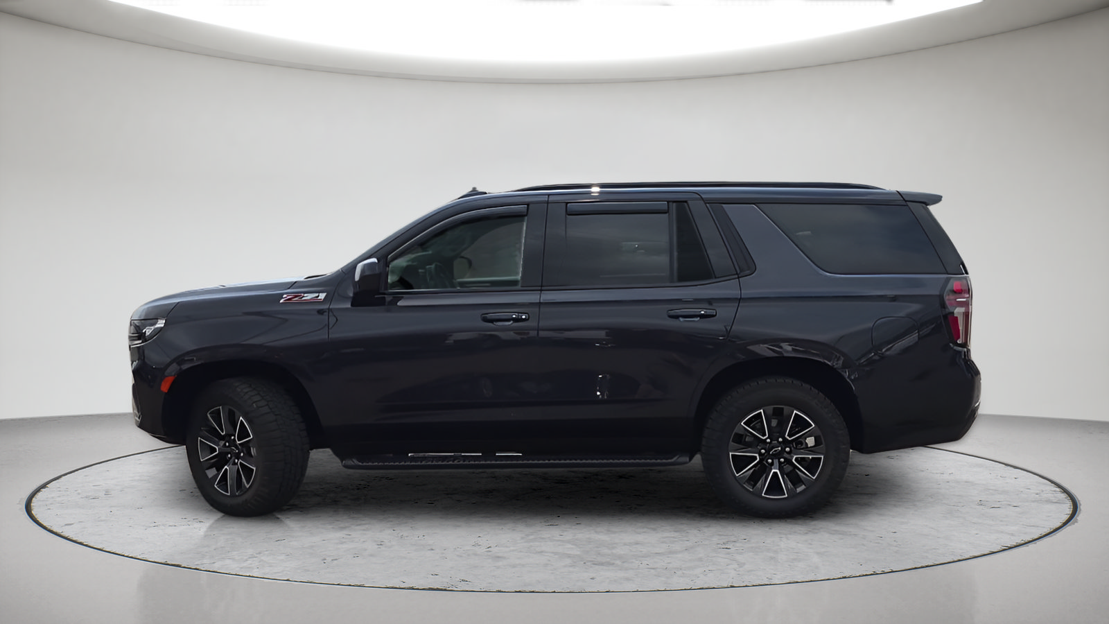 Used 2023 Chevrolet Tahoe Z71 AWD/4WD image 11