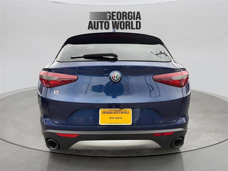 Used 2018 Alfa Romeo Stelvio Ti Sport image 10