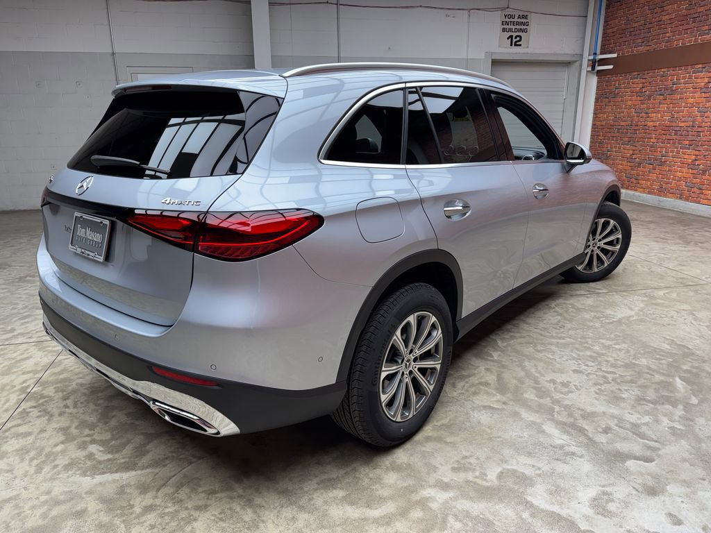 Used 2026 Mercedes-Benz GLC 300 4MATIC image 6