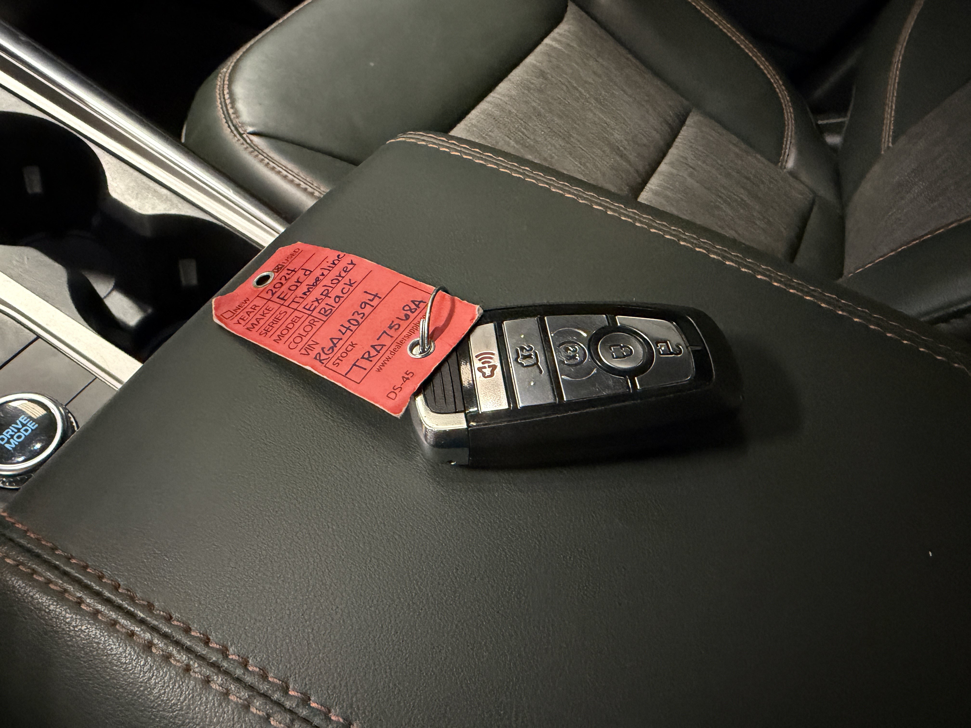 Used 2024 Ford Explorer Timberline w/ Timberline Technology Package AWD/4WD image 13
