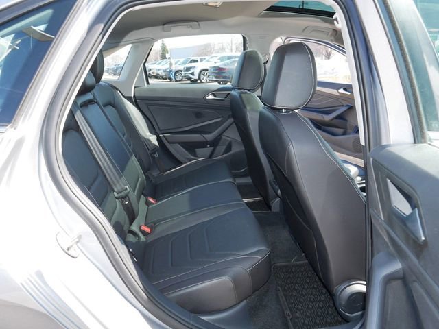 Certified 2022 Volkswagen Jetta SEL image 19