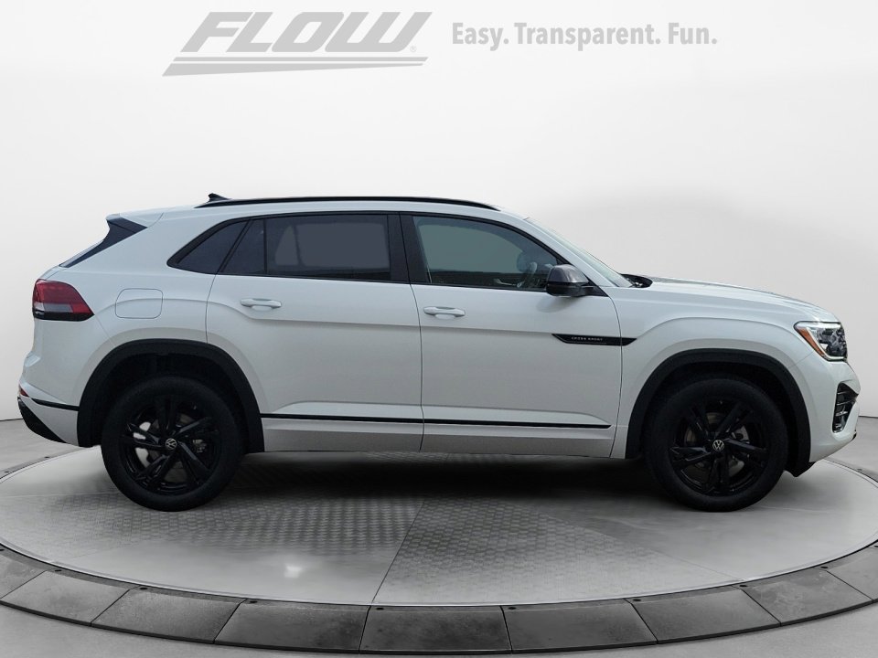 New 2026 Volkswagen Atlas Cross Sport SEL R-Line image 8