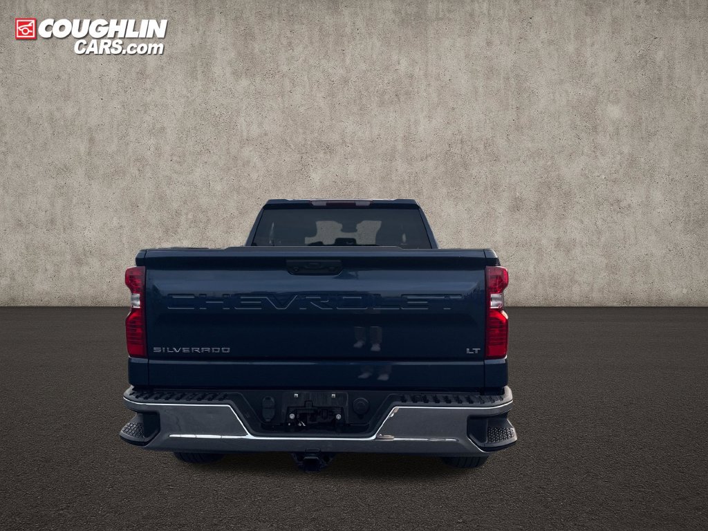 Used 2022 Chevrolet Silverado 1500 LT AWD/4WD image 4