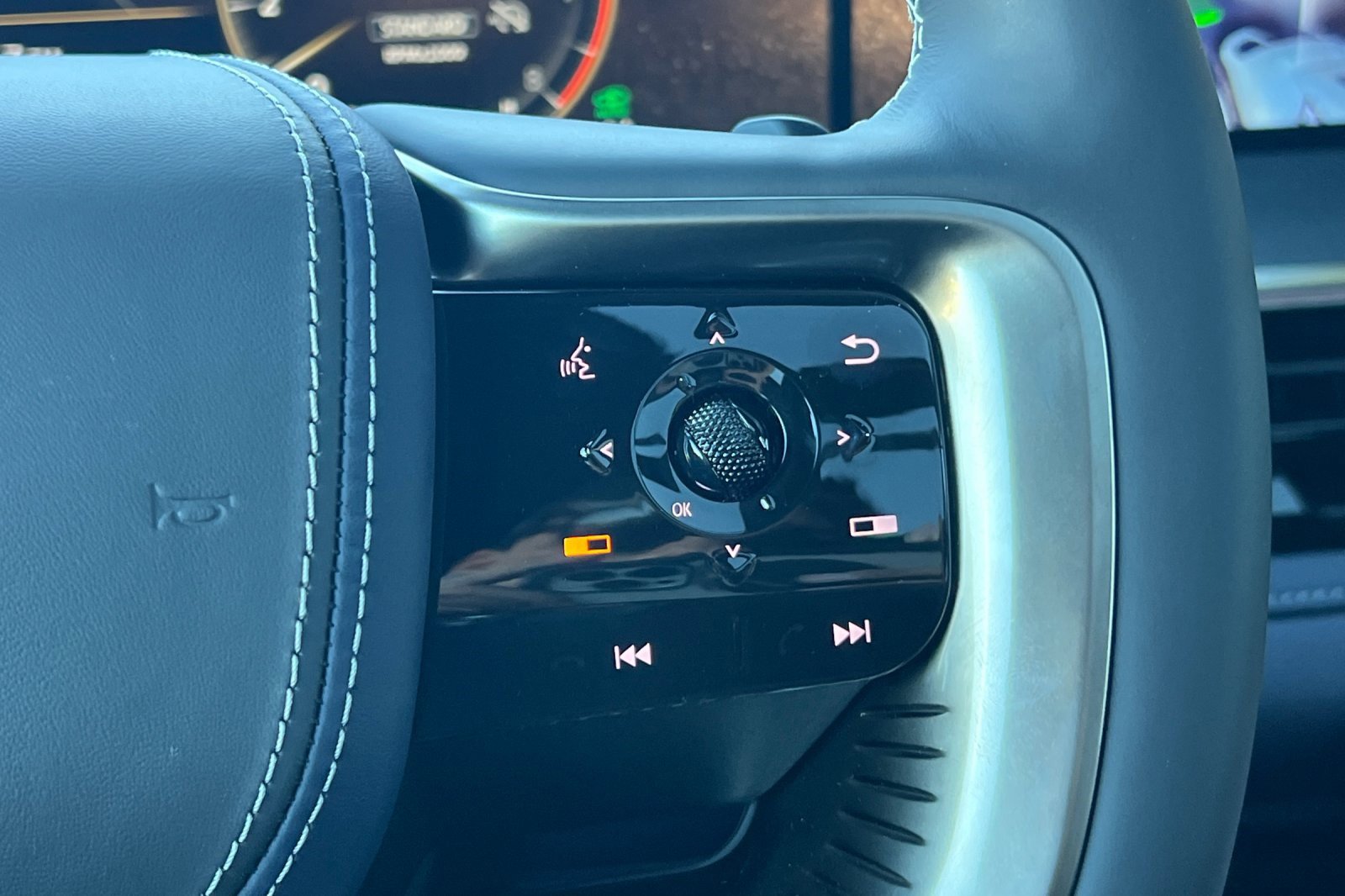 New 2026 INFINITI QX80 4WD image 29