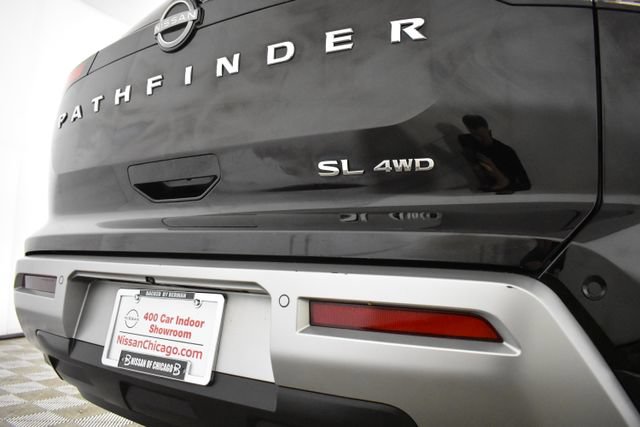 Used 2023 Nissan Pathfinder SL AWD/4WD image 45