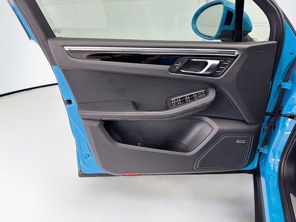 Used 2021 Porsche Macan S image 23