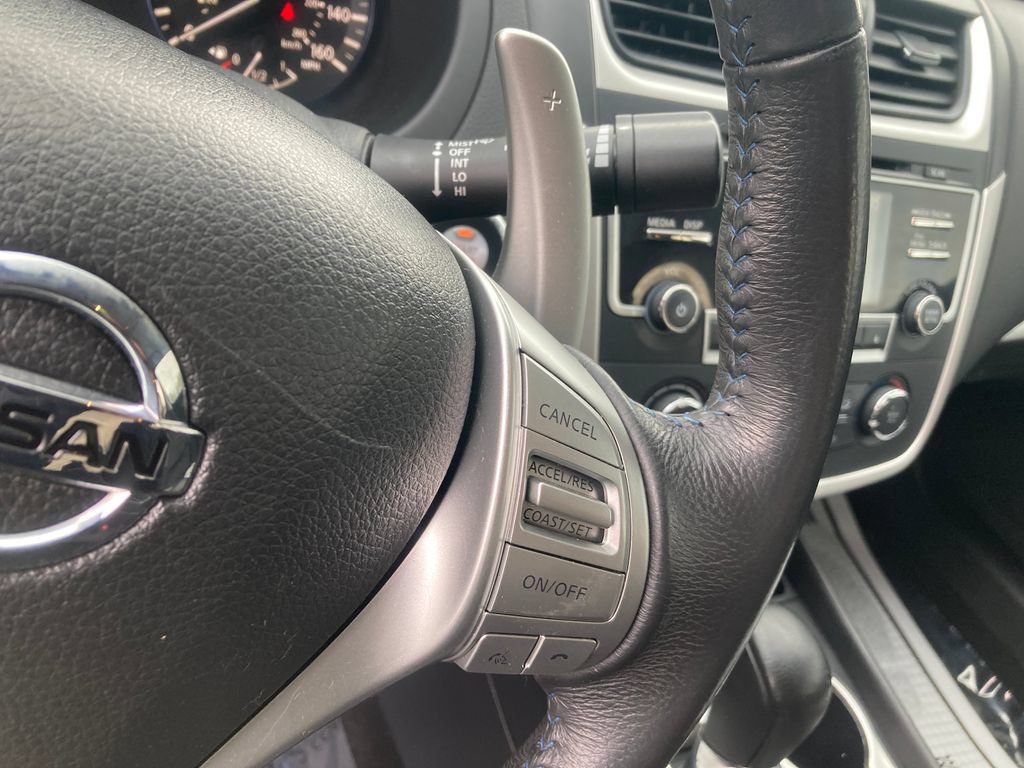 Used 2017 Nissan Altima 2.5 SR FWD image 37