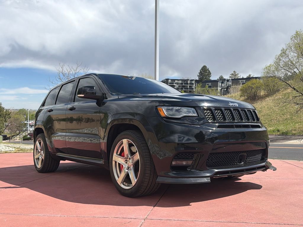 Used 2017 Jeep Grand Cherokee SRT image 1