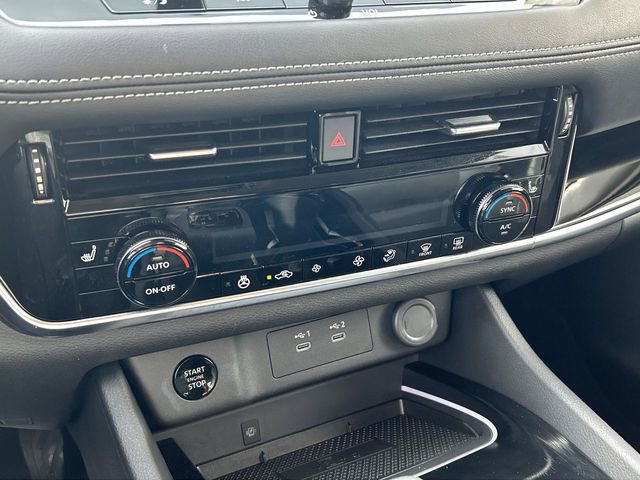 Certified 2025 Nissan Rogue SL image 22