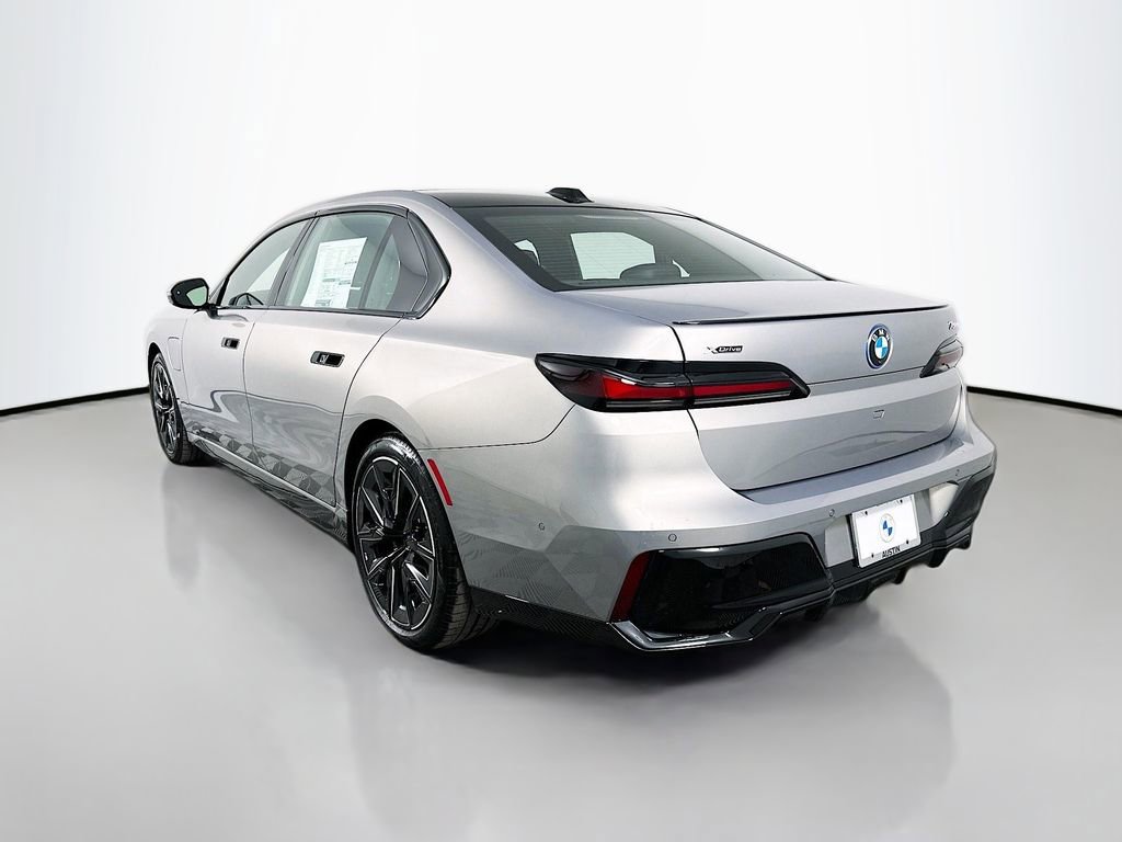 New 2026 BMW 750e xDrive w/ Executive Package image 7