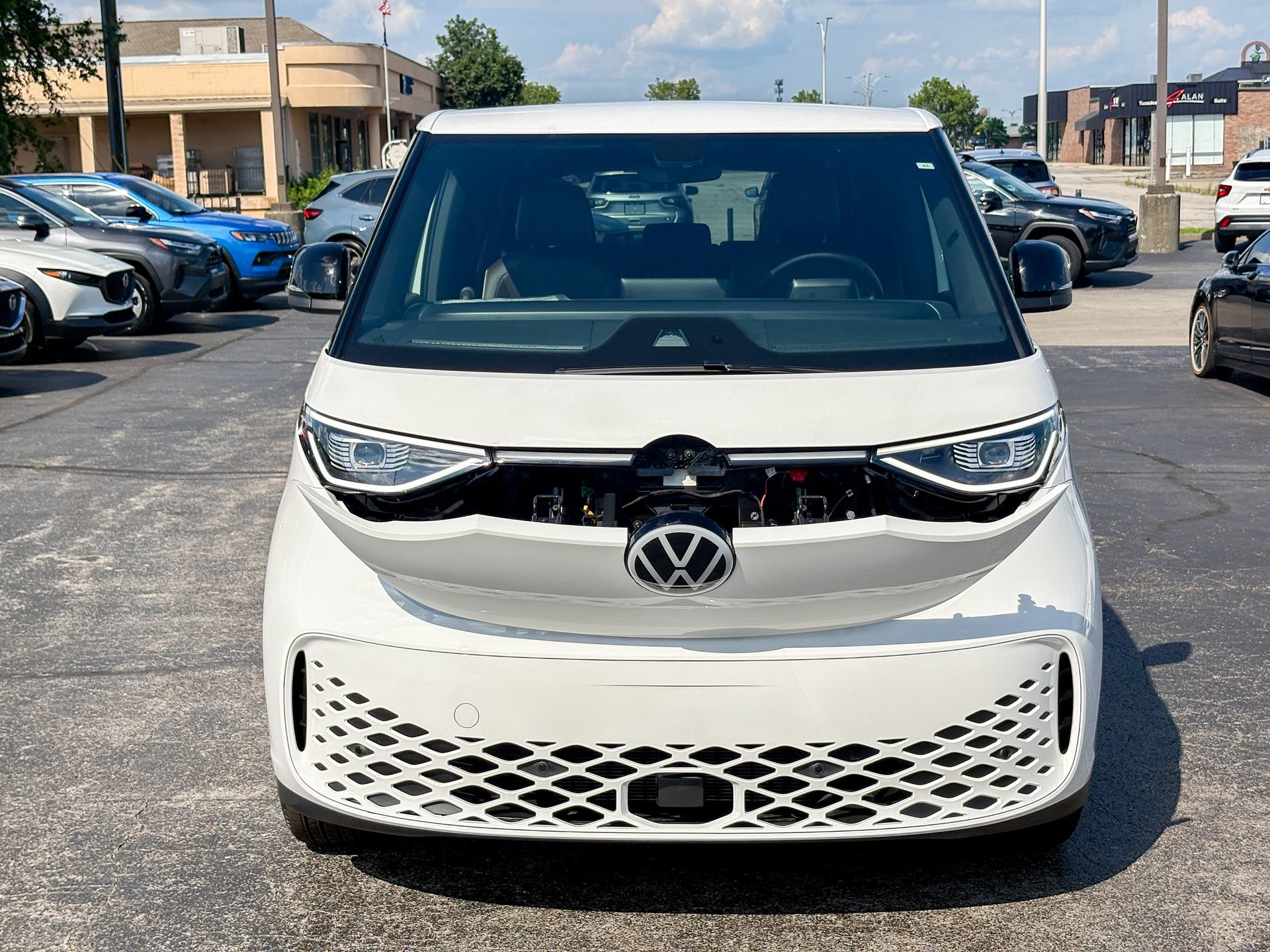 Used 2025 Volkswagen ID. Buzz Pro S RWD image 37