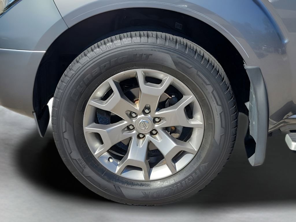 Used 2021 Nissan Frontier SV image 11