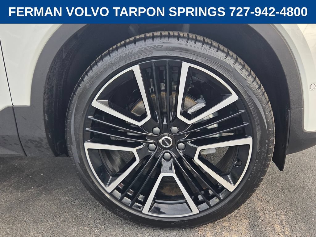 New 2026 Volvo XC40 B5 Ultra w/ Protection Package Premier AWD/4WD image 11