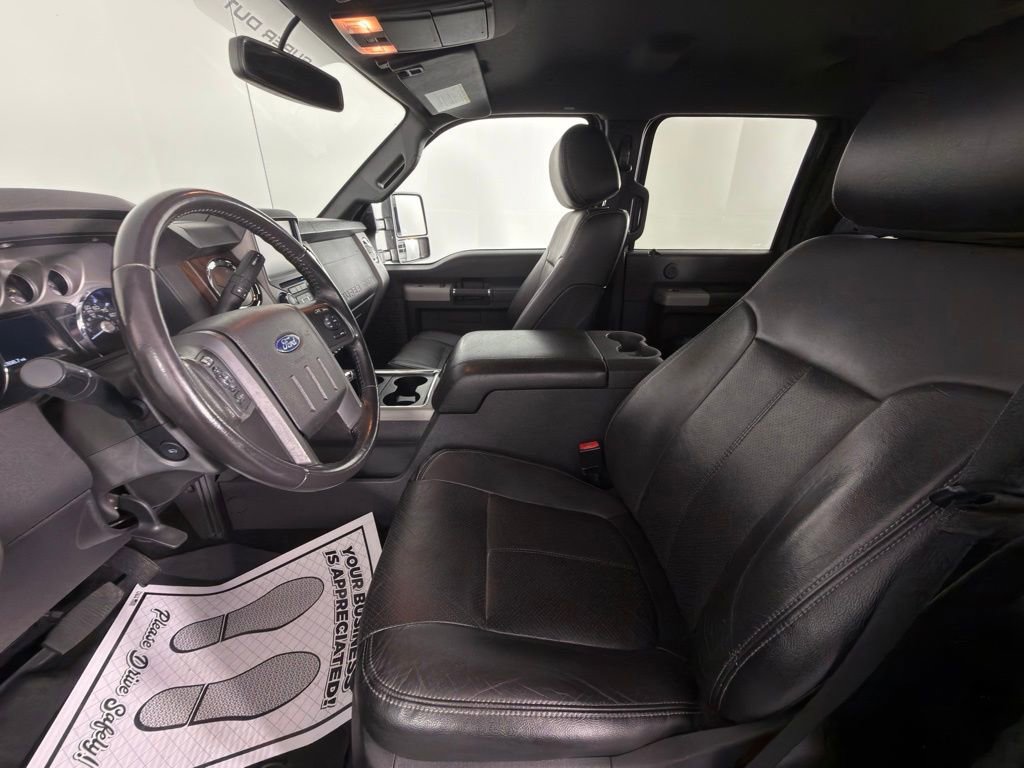 Used 2016 Ford F250 Lariat w/ Lariat Interior Package image 13