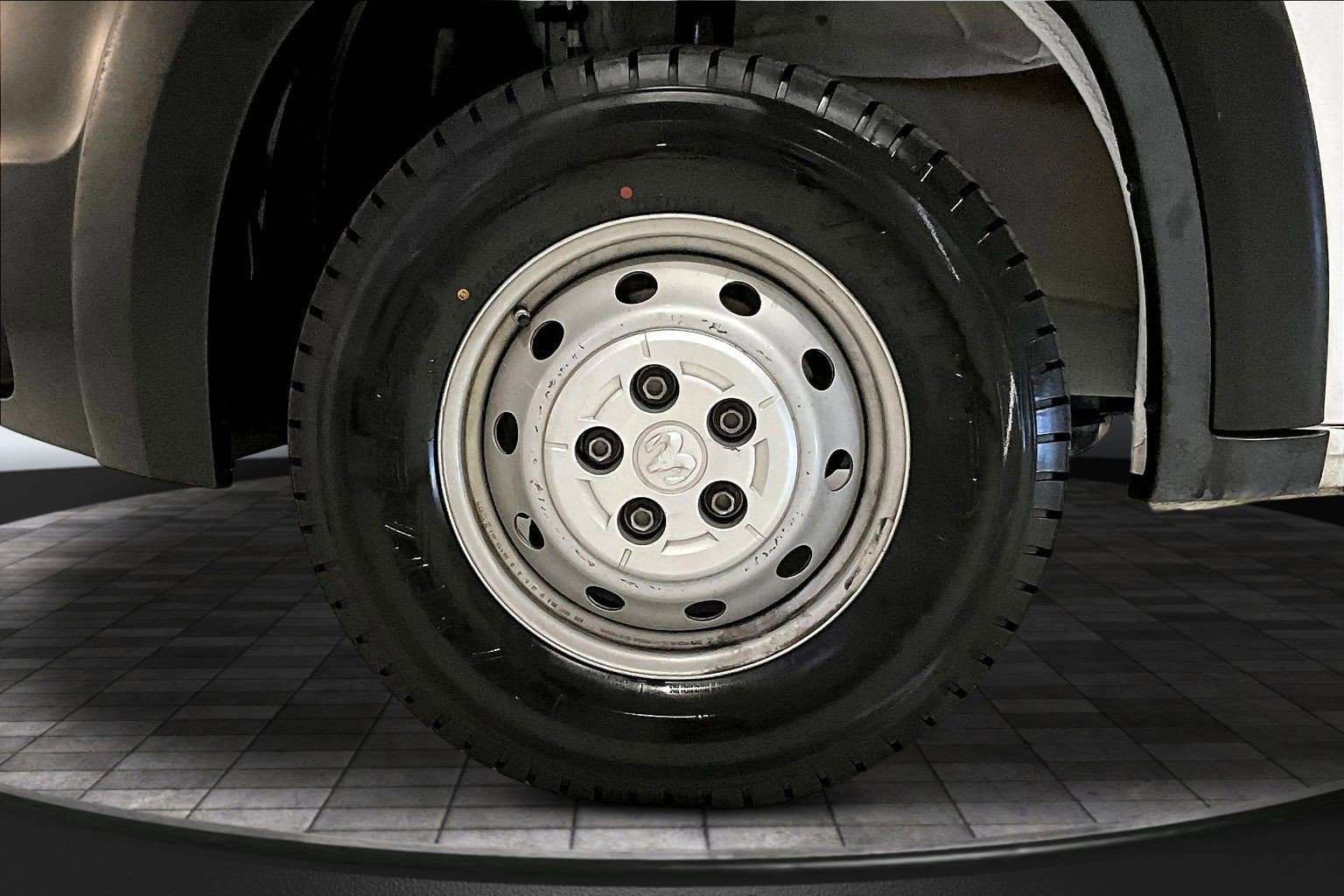 Used 2020 RAM ProMaster 2500 FWD image 31