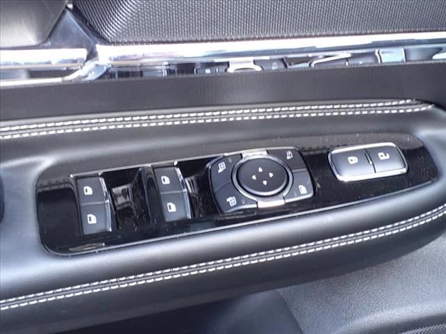 Used 2023 Lincoln Corsair Reserve w/ Equipment Group 202A image 17