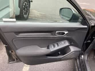 Used 2023 Honda Civic Sport image 8