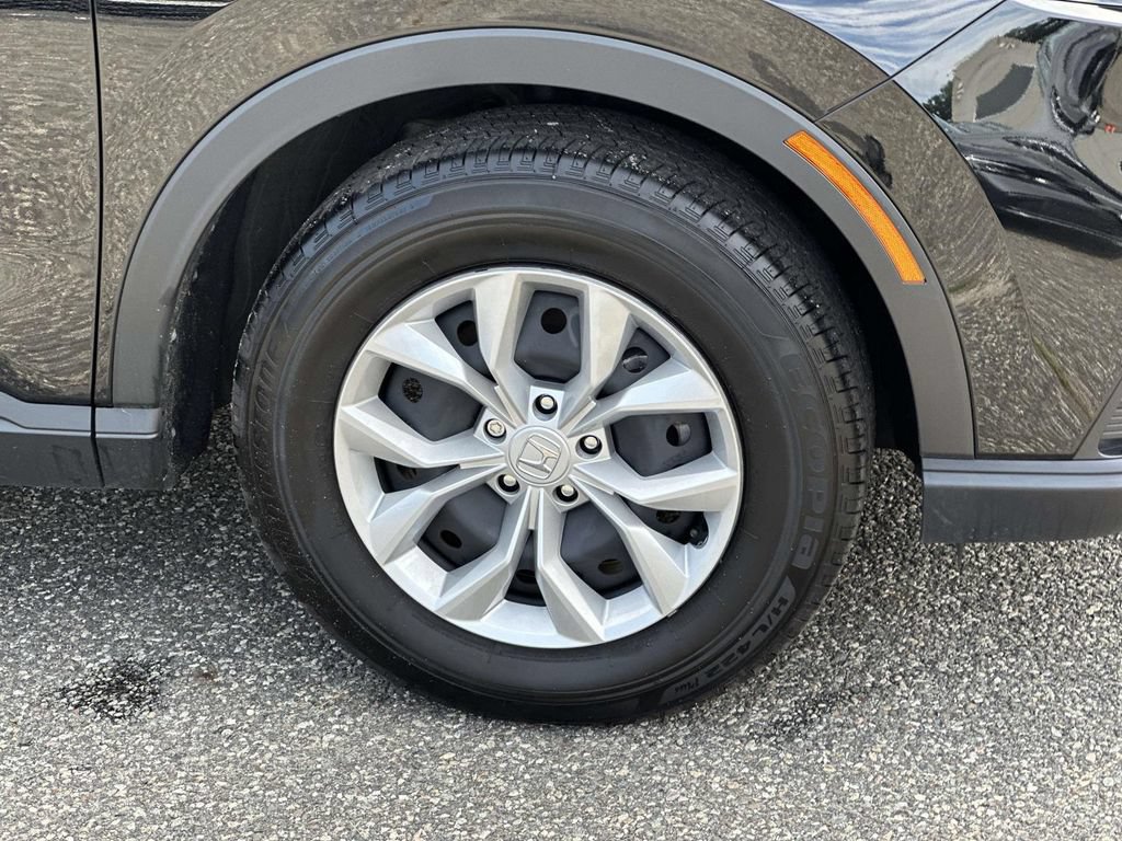 Certified 2025 Honda CR-V LX image 6