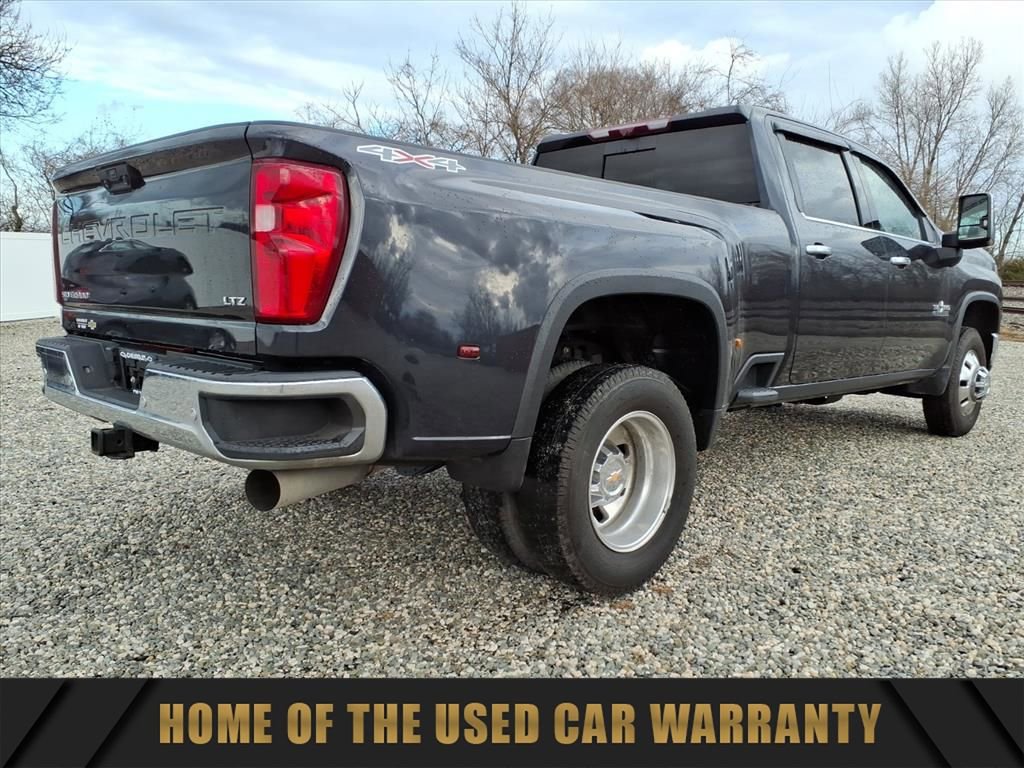 Used 2024 Chevrolet Silverado 3500 LTZ w/ LTZ Texas Edition image 9