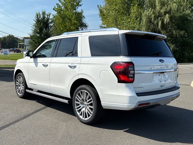 Used 2022 Ford Expedition Platinum AWD/4WD image 2
