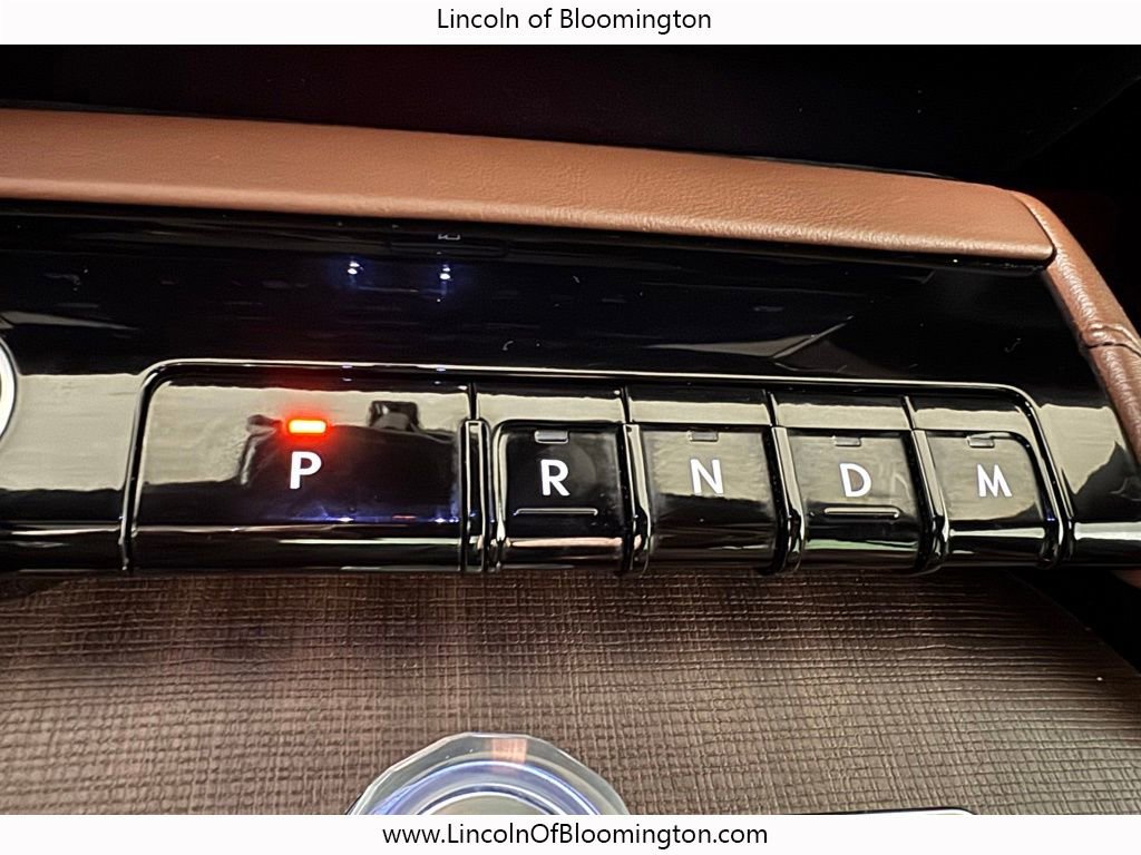 Certified 2025 Lincoln Navigator Reserve image 62