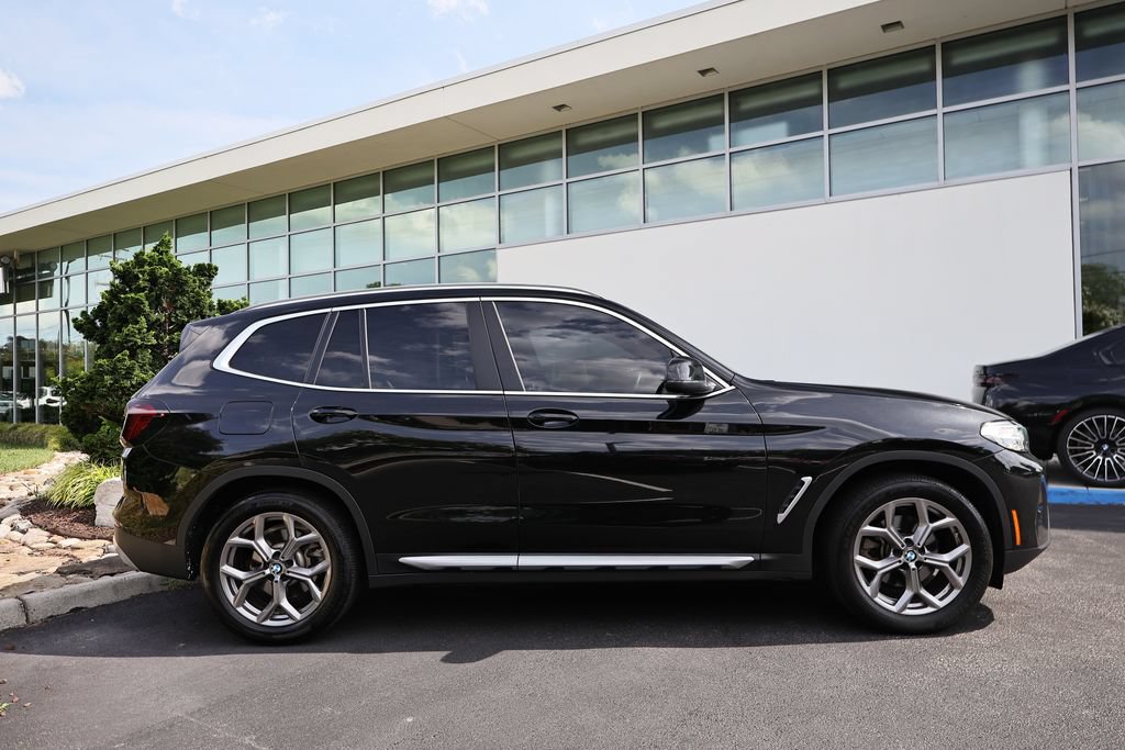 Used 2022 BMW X3 xDrive30i w/ Premium Package 2 (ZPA) AWD/4WD image 4