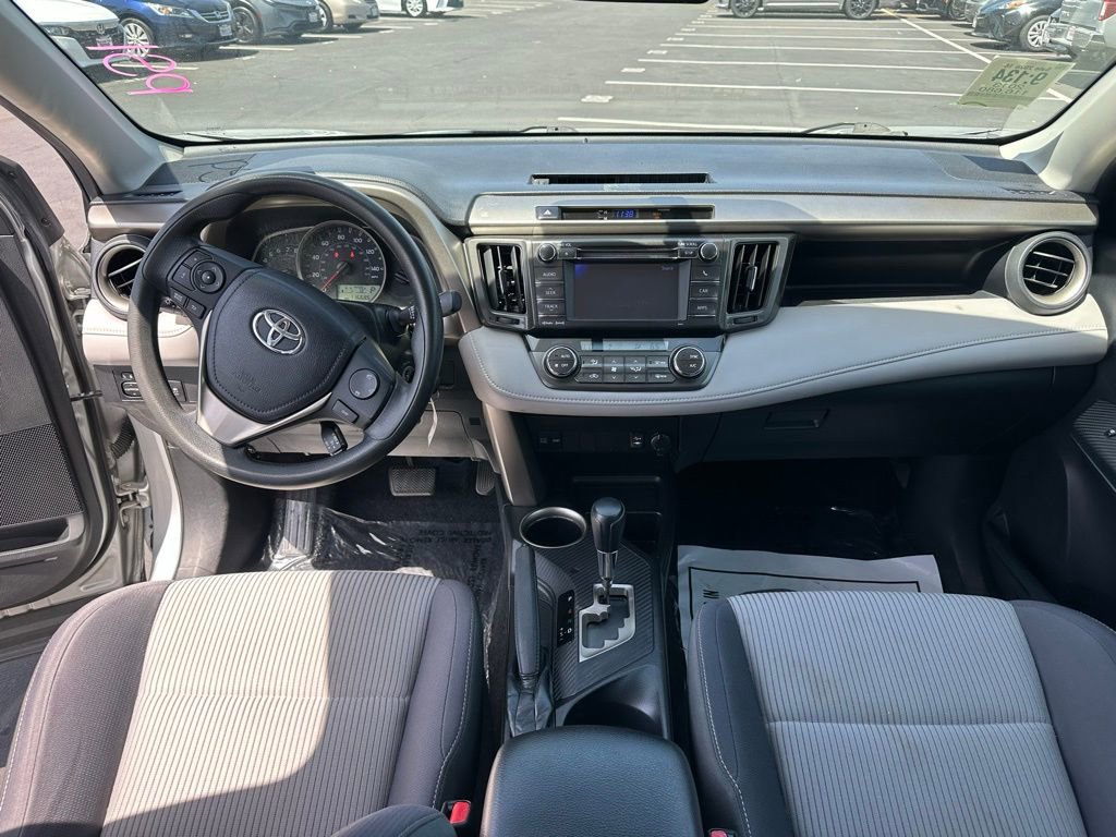 Used 2013 Toyota RAV4 XLE image 11