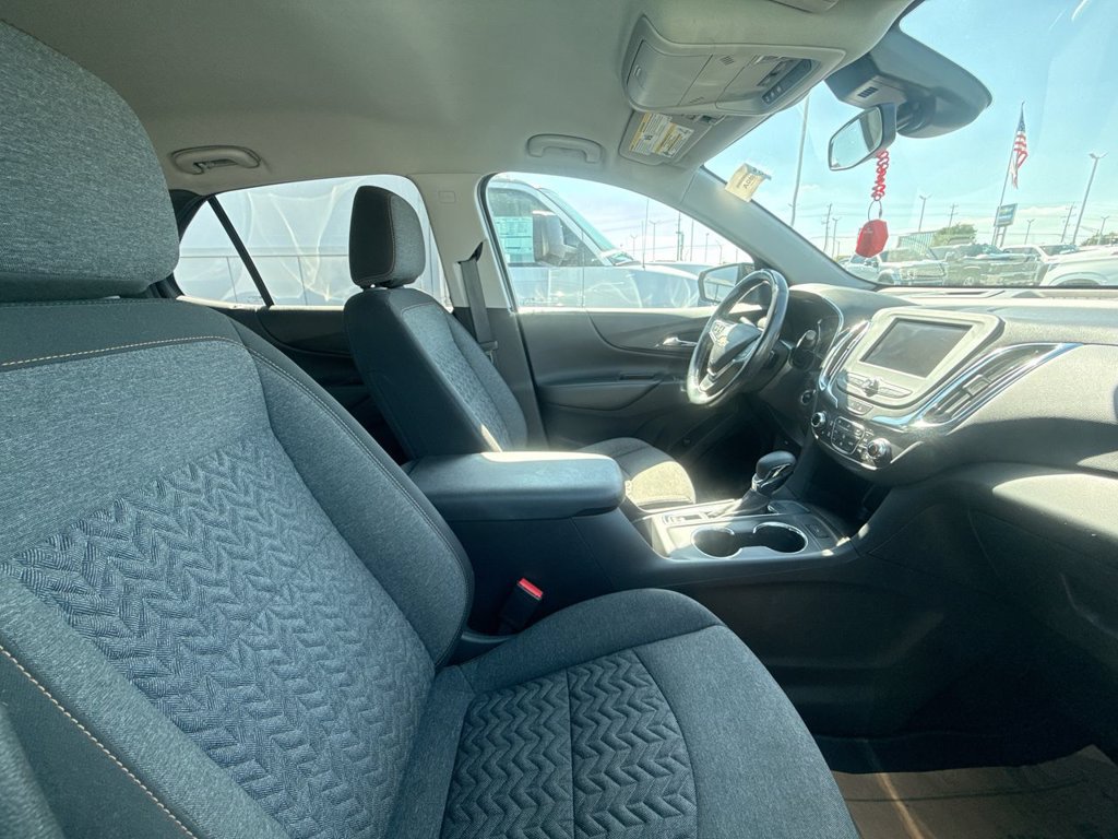 Used 2022 Chevrolet Equinox LT FWD image 12