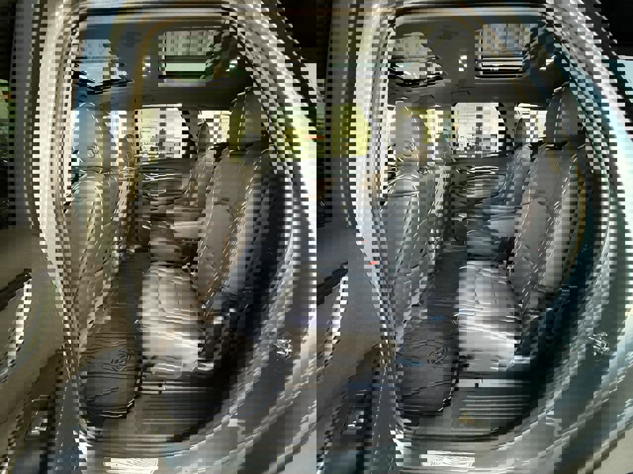 Used 2021 Buick Enclave Avenir w/ Avenir Technology Package image 44