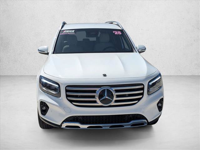 Used 2025 Mercedes-Benz GLB 250 GLB 250 image 2