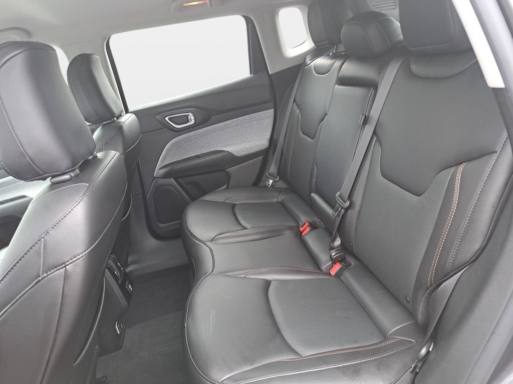 Certified 2022 Jeep Compass Latitude AWD/4WD image 14