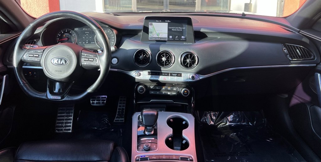 Used 2020 Kia Stinger GT2 image 22