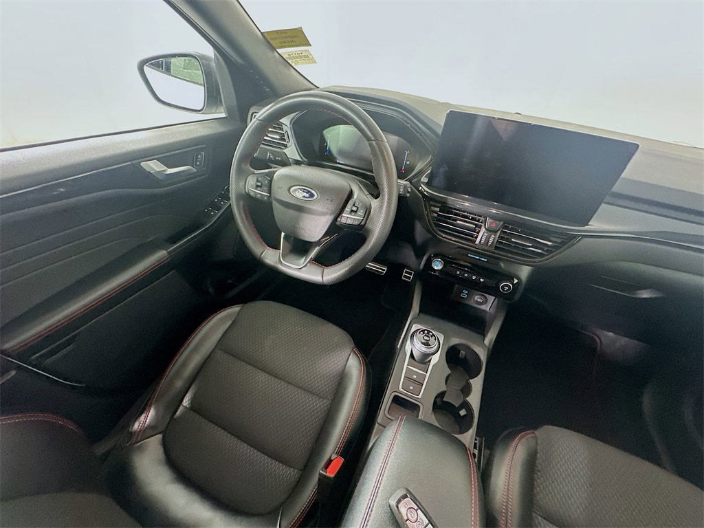 Used 2023 Ford Escape ST-Line w/ Tech Pack #1 image 9