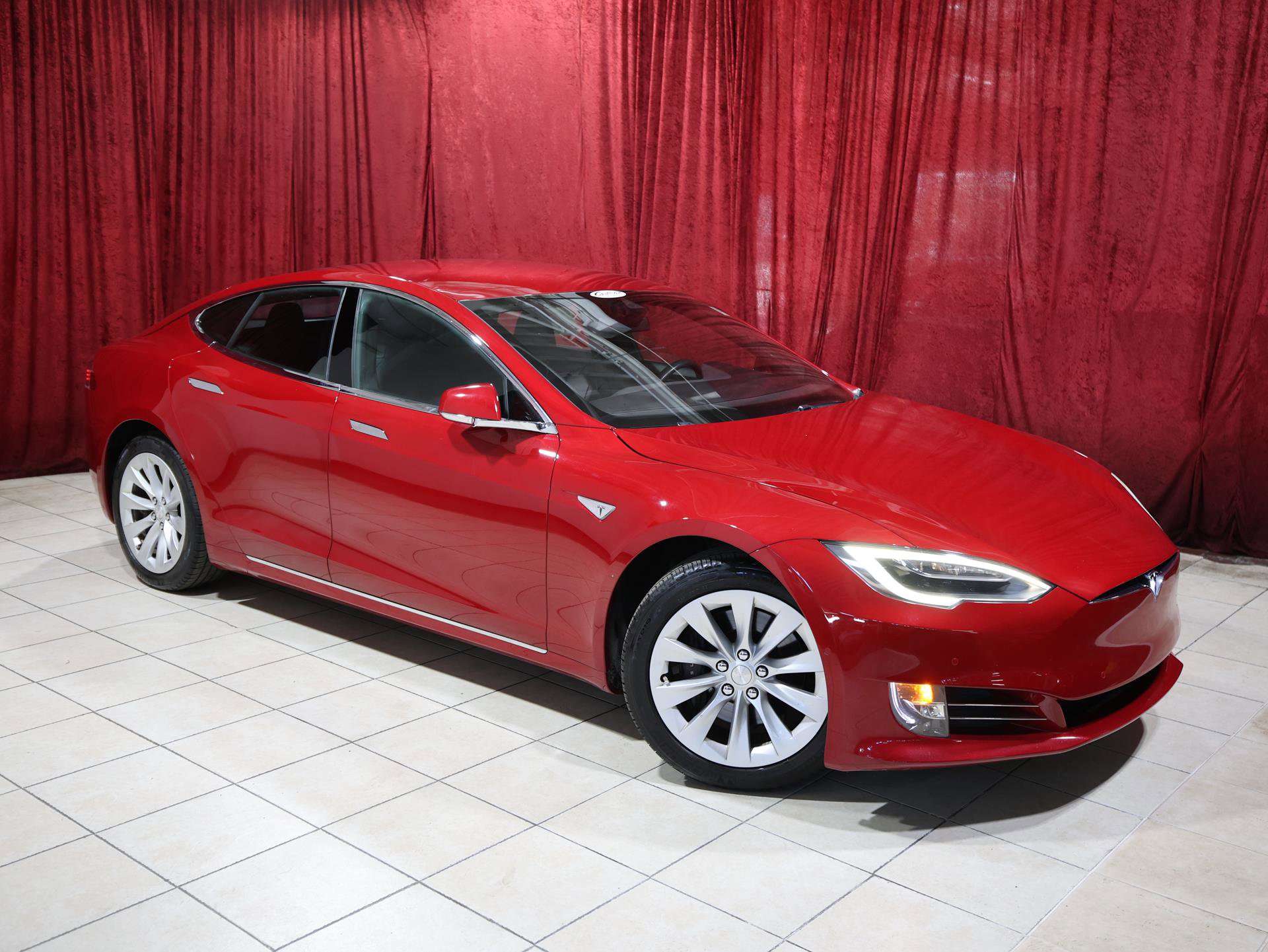 Used 2016 Tesla Model S 75 image 2