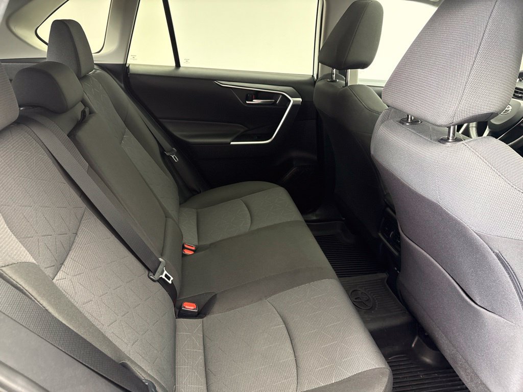 Used 2024 Toyota RAV4 XLE w/ Convenience Package AWD/4WD image 28