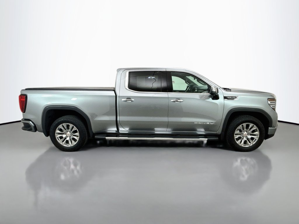 Used 2023 GMC Sierra 1500 Denali AWD/4WD image 8