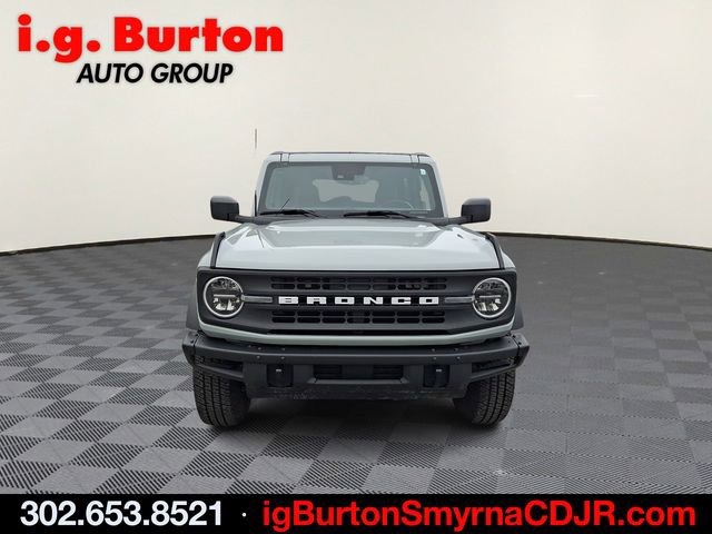 Used 2022 Ford Bronco Black Diamond image 2