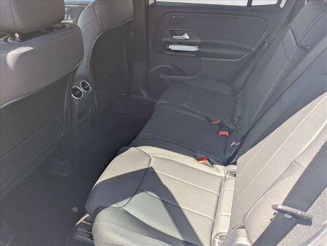 New 2026 Mercedes-Benz GLB 250 image 14
