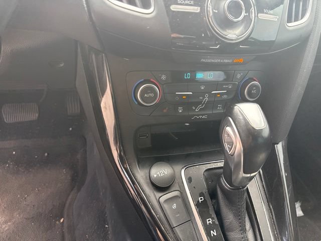 Used 2018 Ford Focus Titanium FWD image 15