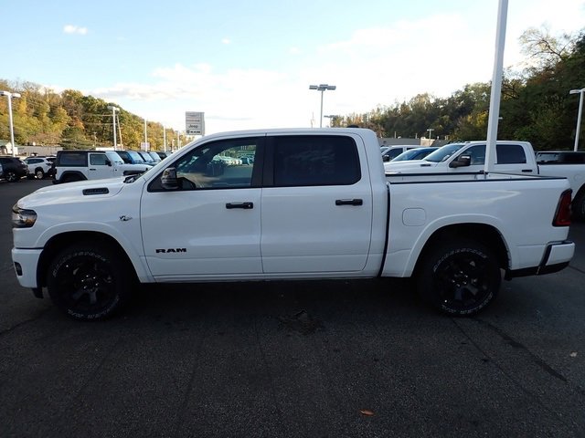 New 2026 RAM 1500 4x4 Crew Cab image 2