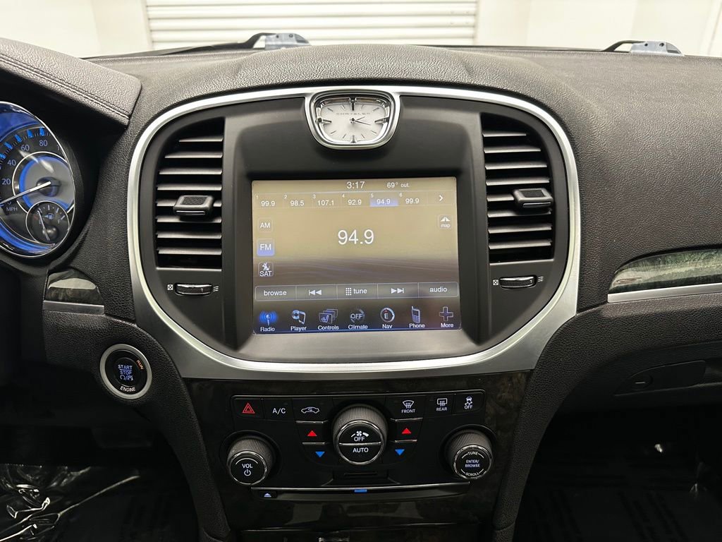 Used 2012 Chrysler 300 C w/ 19-Premium Speaker Group image 20