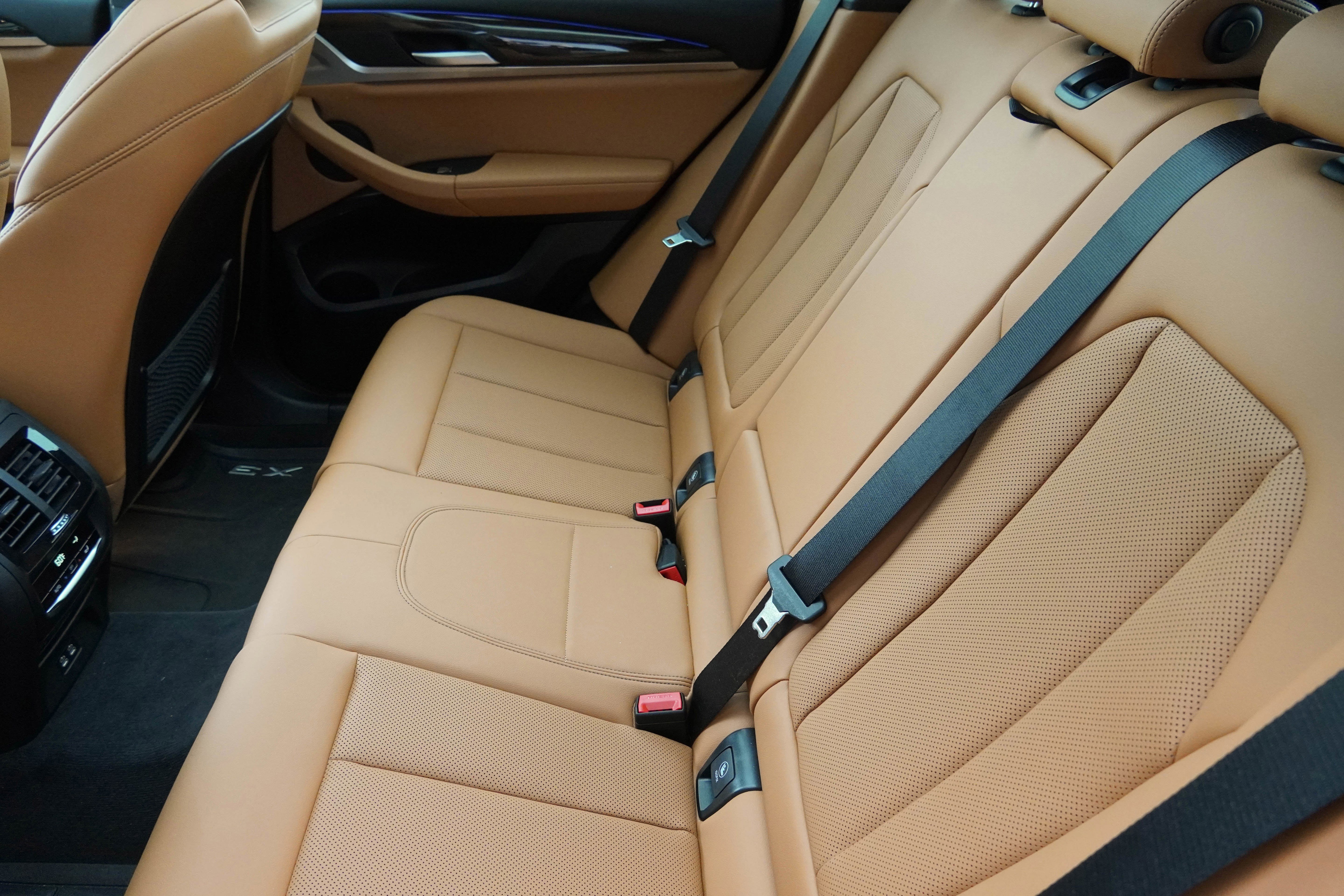 Certified 2024 BMW X3 sDrive30i w/ Premium Package image 37