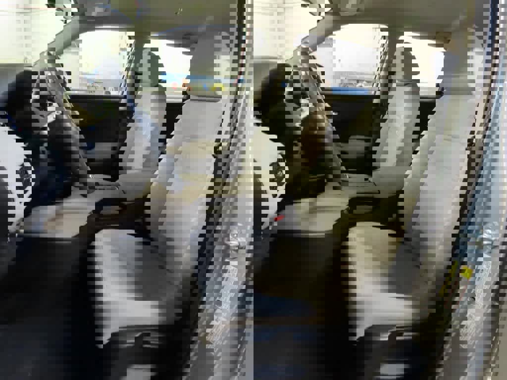 Certified 2023 Honda HR-V LX image 12