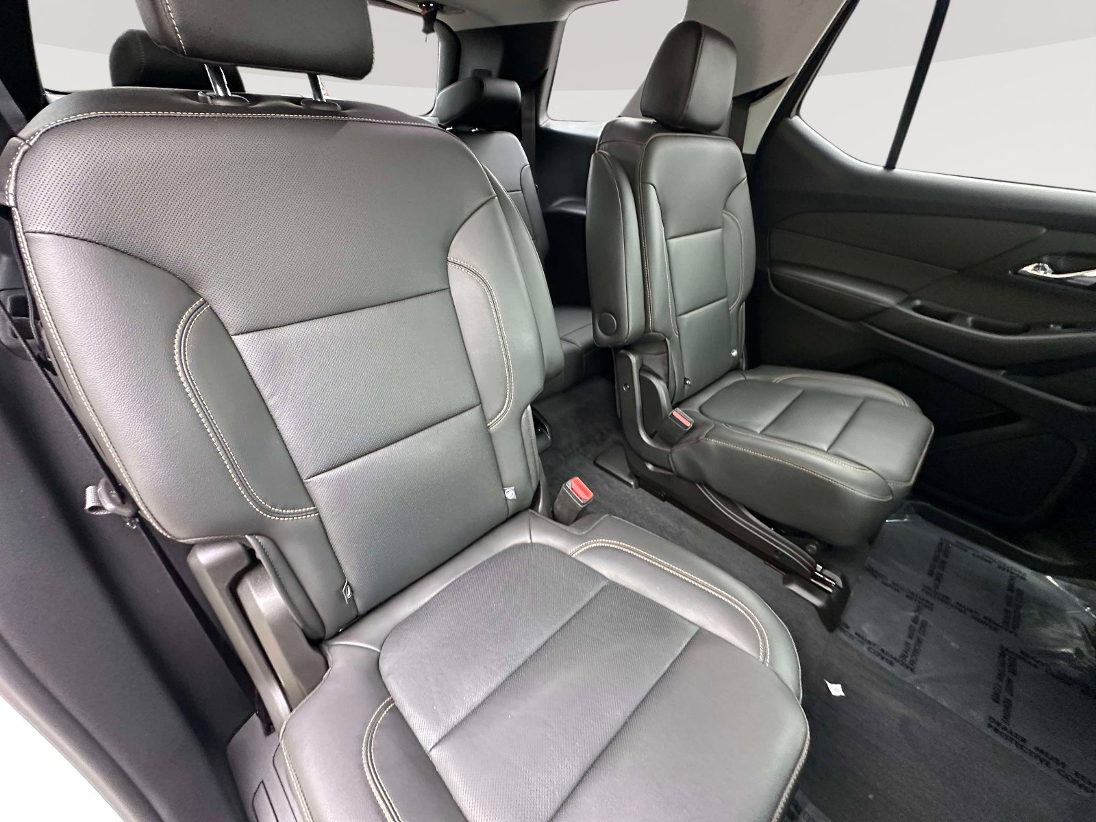 Used 2020 Chevrolet Traverse Premier w/ Redline Edition AWD/4WD image 32