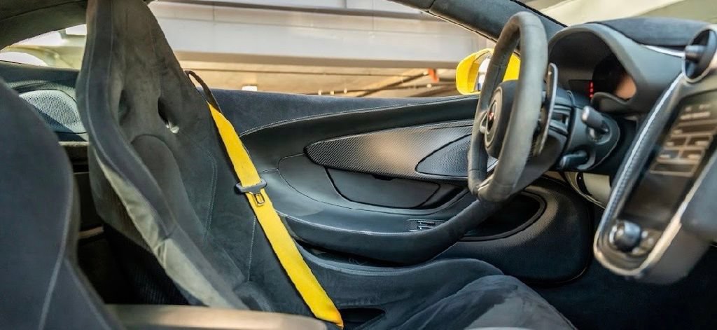Used 2018 McLaren 570S Coupe RWD image 21