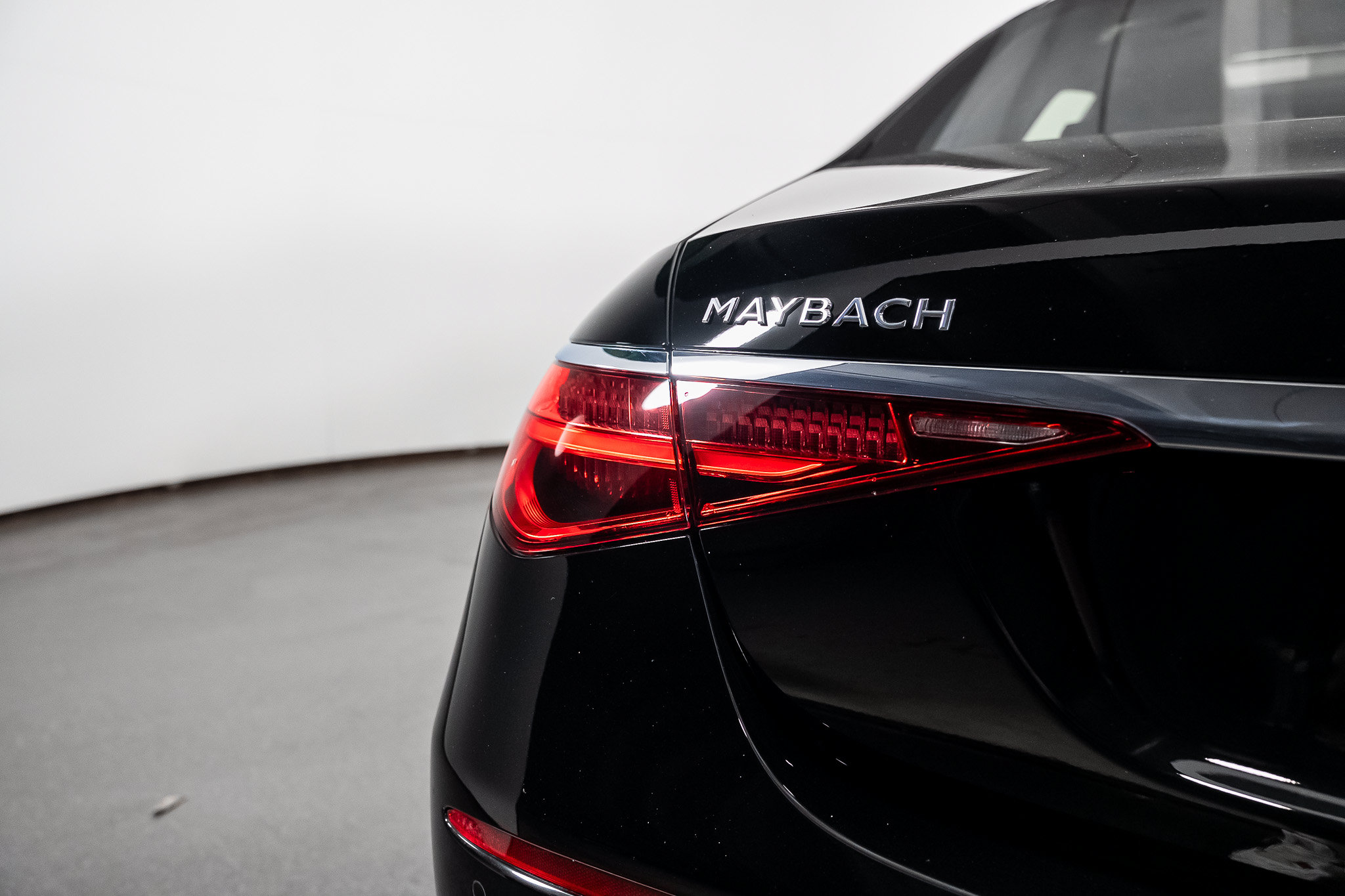 Used 2025 Mercedes-Benz Maybach S 580 4MATIC image 25