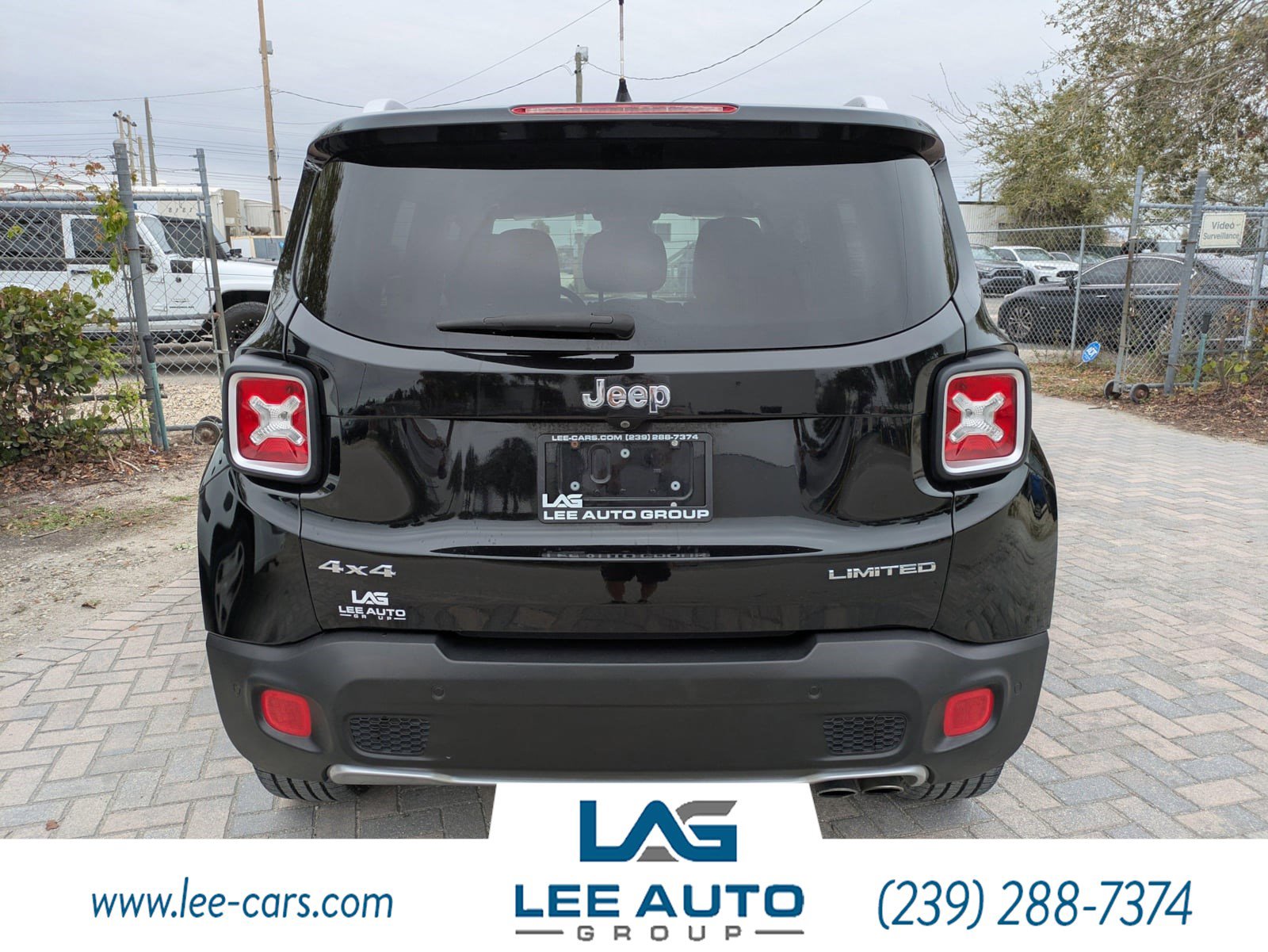 Used 2017 Jeep Renegade Limited AWD/4WD image 4