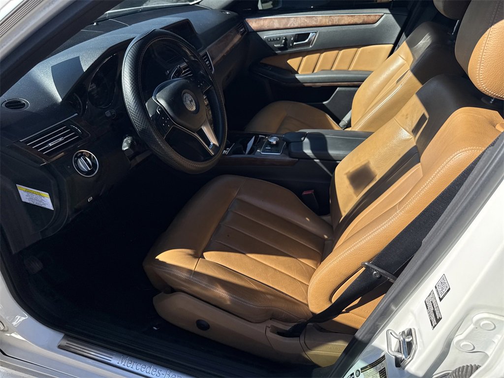 Used 2013 Mercedes-Benz E 350 4MATIC Sedan image 10