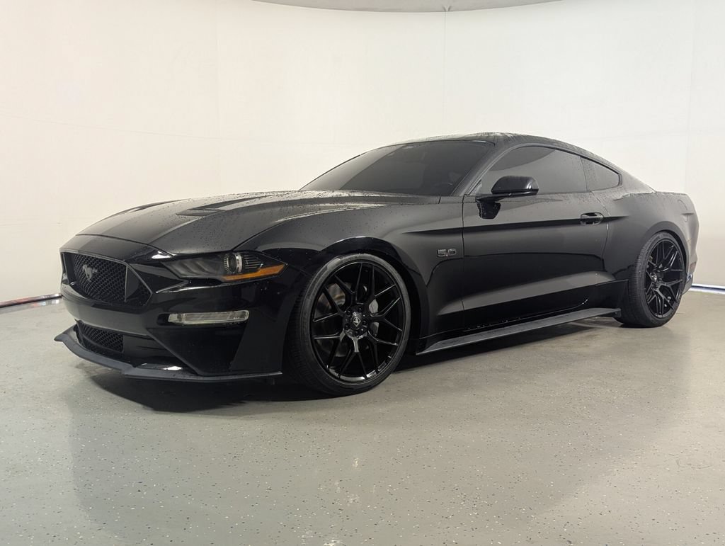 Used 2023 Ford Mustang GT RWD image 3